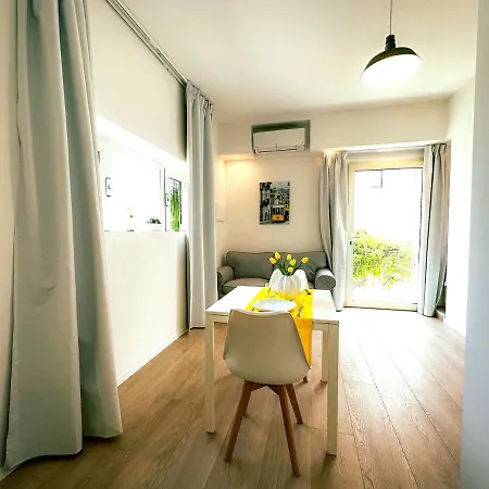 Aparthotel Ada *