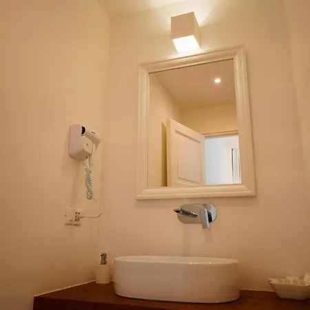 Apartmanhotel Ada *